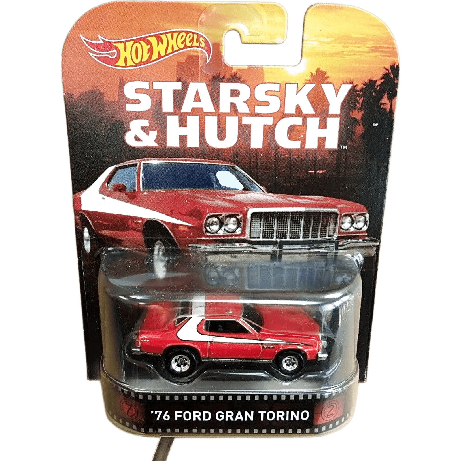 Retro Entertainment 1976 Starsky and Hutch Ford Gran Torino